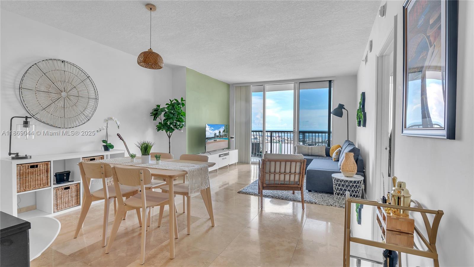 1750 N Bayshore Dr 4504