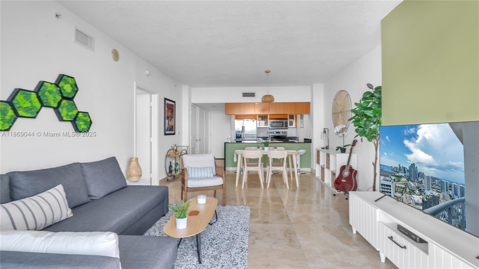 1750 N Bayshore Dr 4504