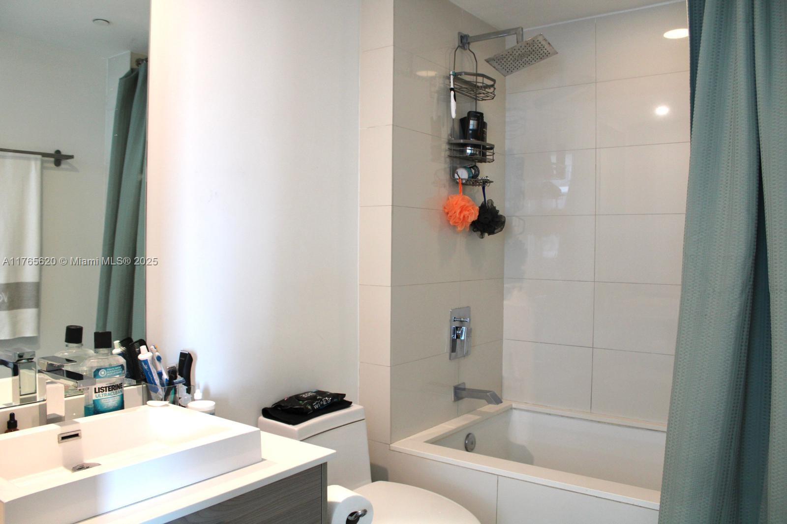 1300 S MIAMI AVENUE CONDO - Residential