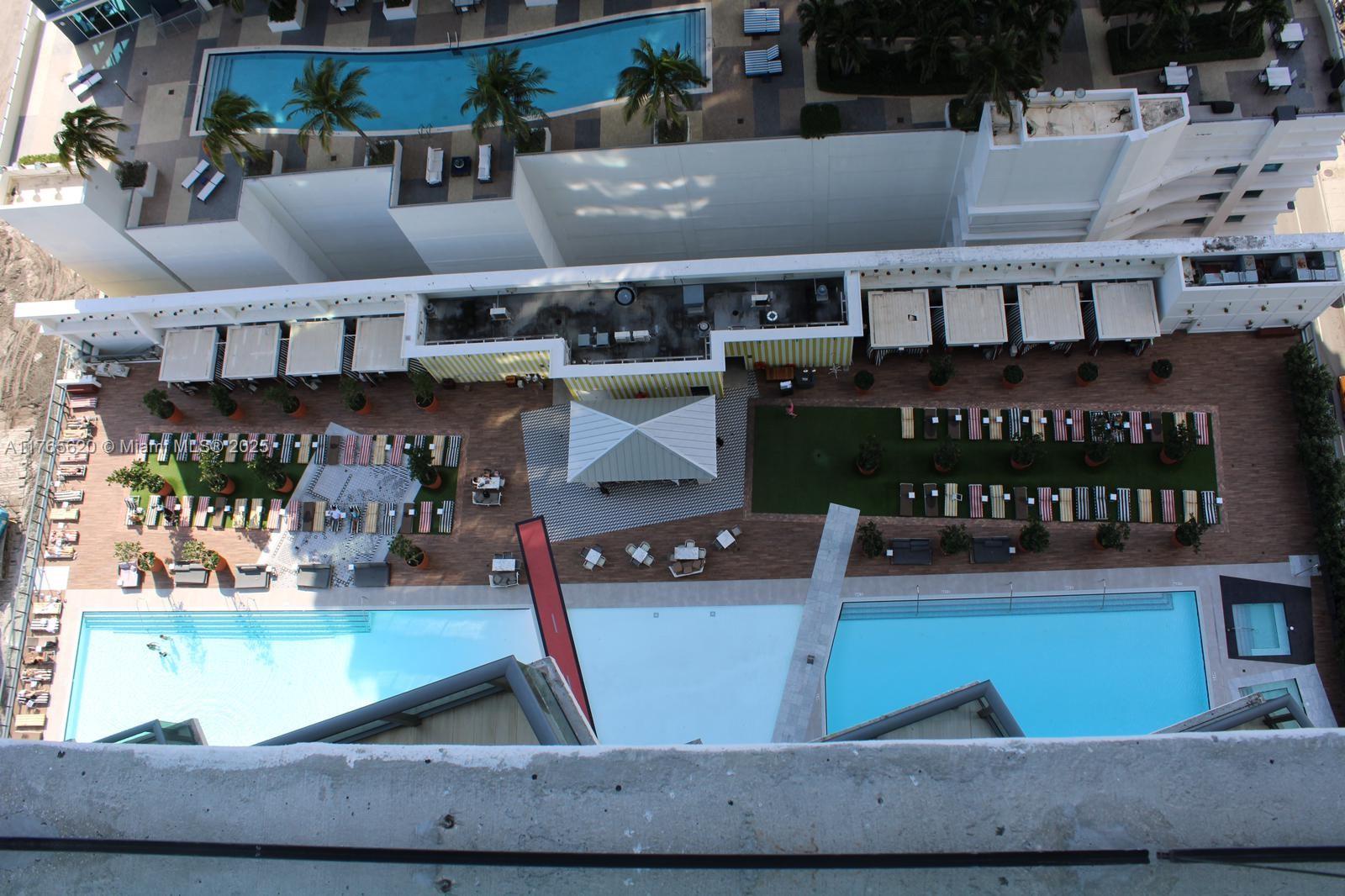 1300 S MIAMI AVENUE CONDO - Residential