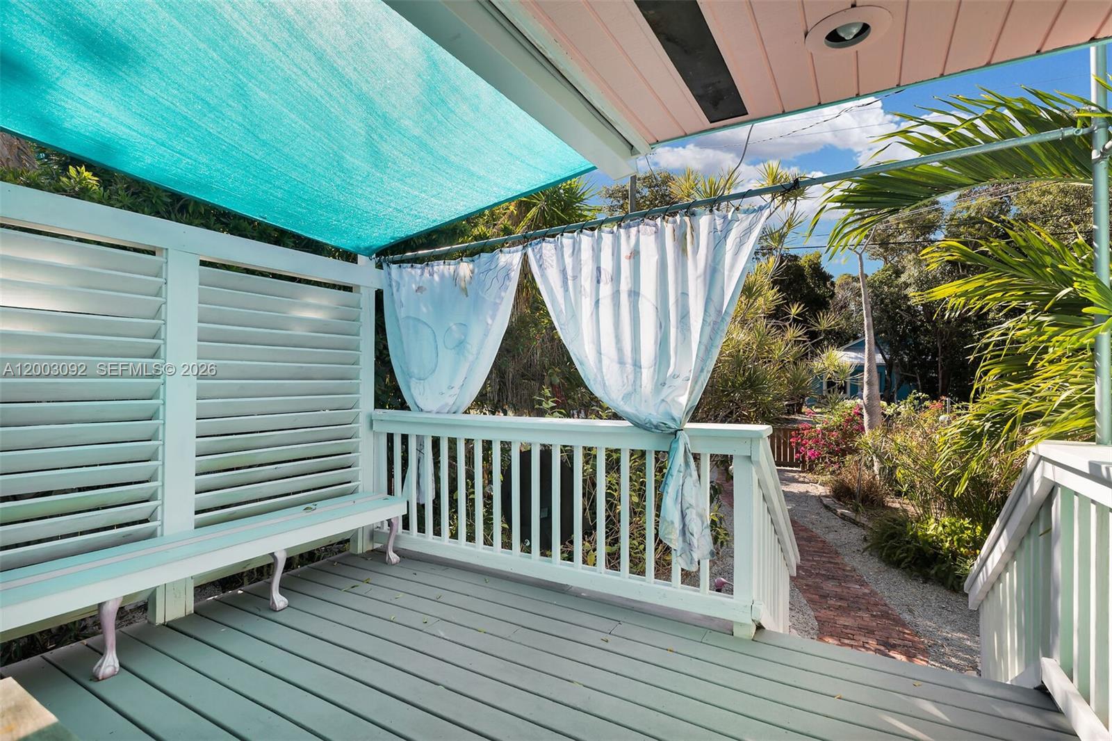 BOWENS ADD RIVIERA VILLAG - Residential