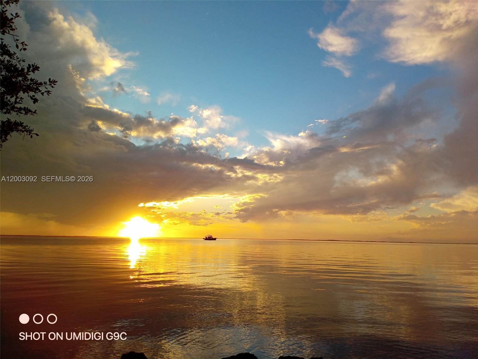 BOWENS ADD RIVIERA VILLAG - Residential