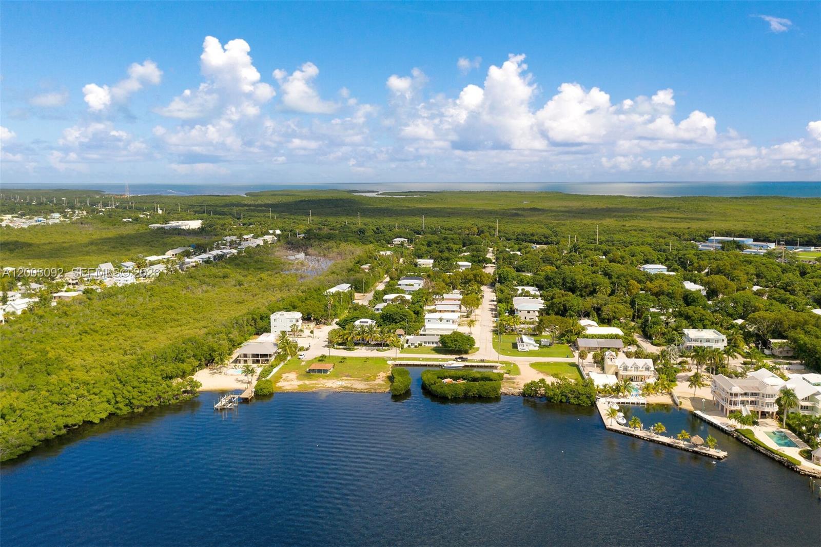 BOWENS ADD RIVIERA VILLAG - Residential