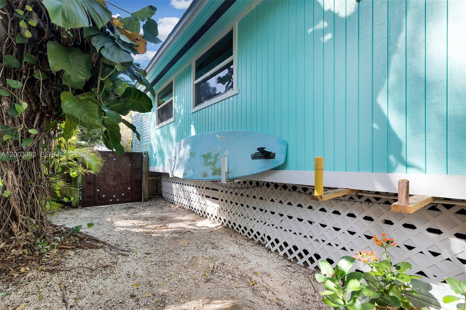 BOWENS ADD RIVIERA VILLAG - Residential