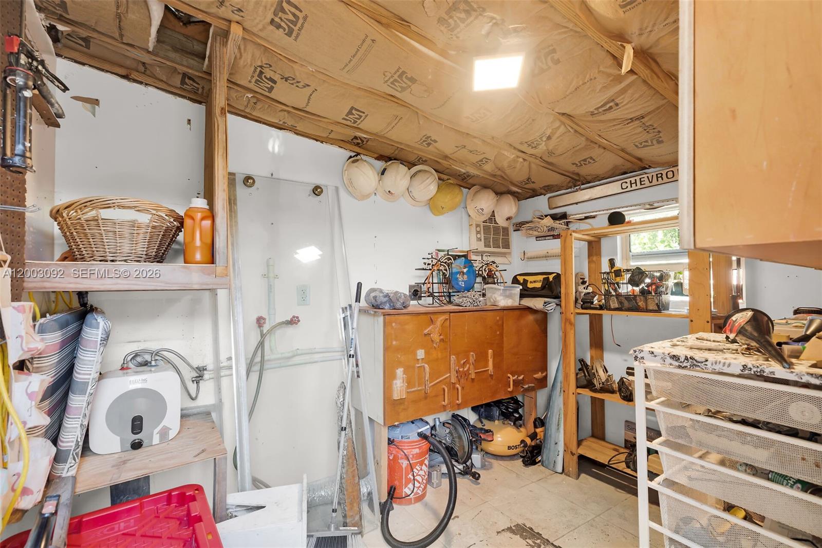 BOWENS ADD RIVIERA VILLAG - Residential