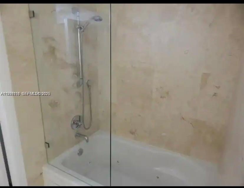 BRICKELL ON THE RIVER S T - Residential Lease