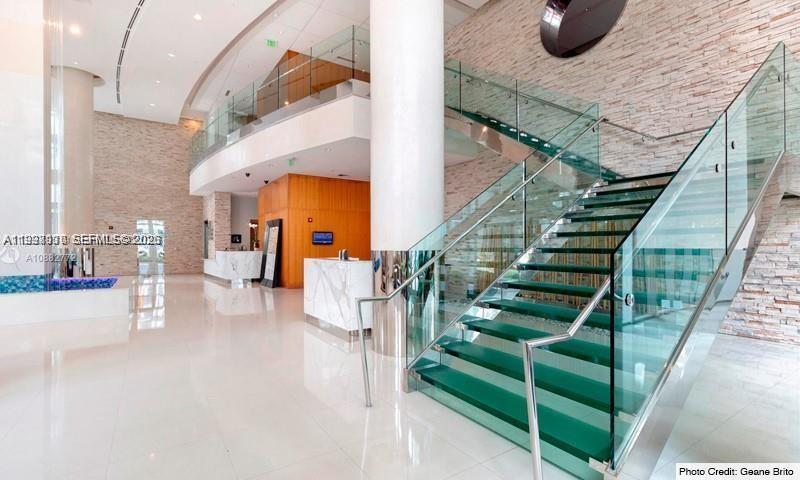 BRICKELL ON THE RIVER S T - Residential Lease