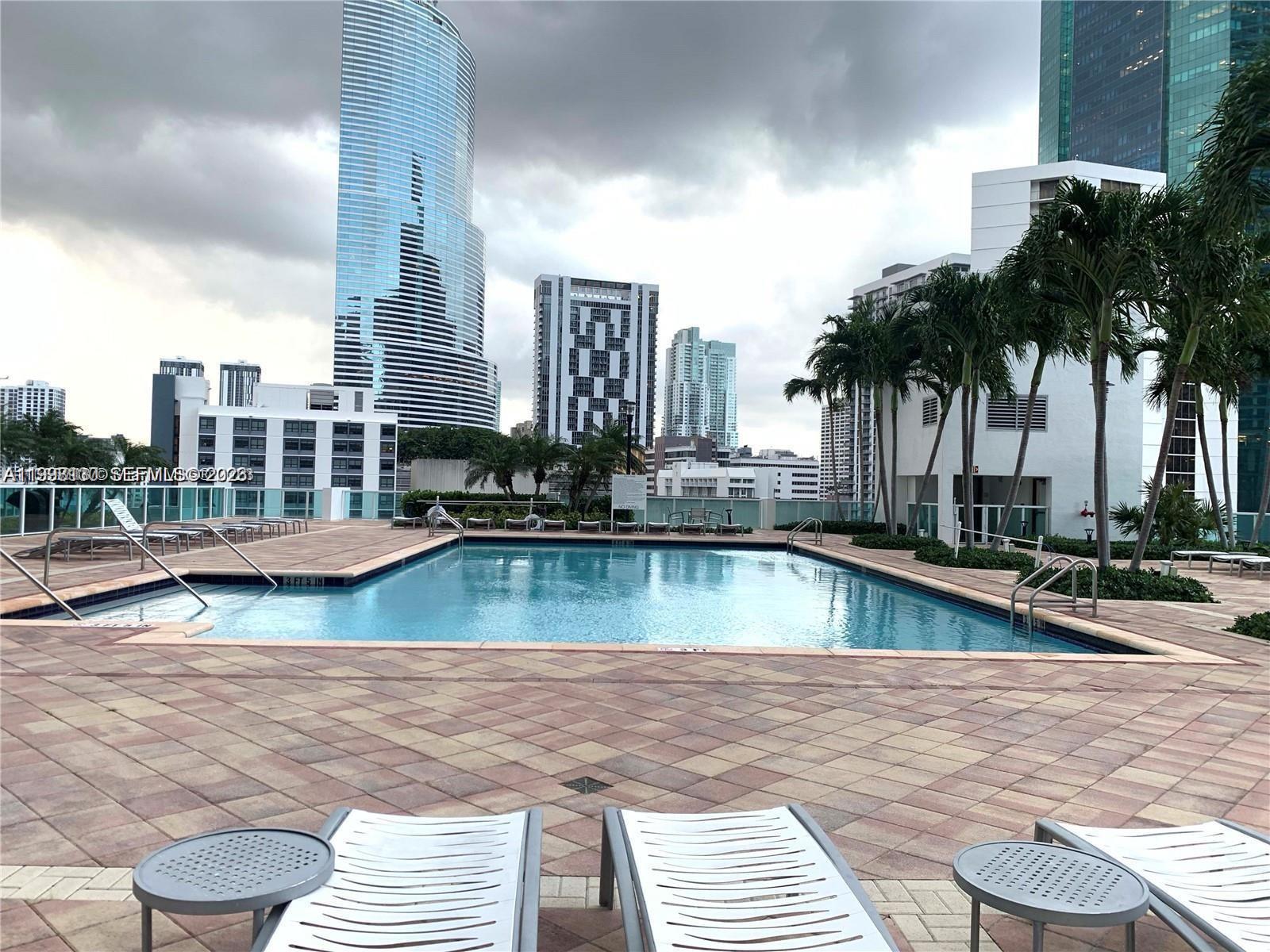 BRICKELL ON THE RIVER S T - Residential Lease