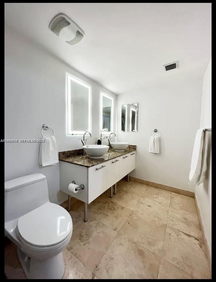 BRICKELL ON THE RIVER S T - Residential Lease