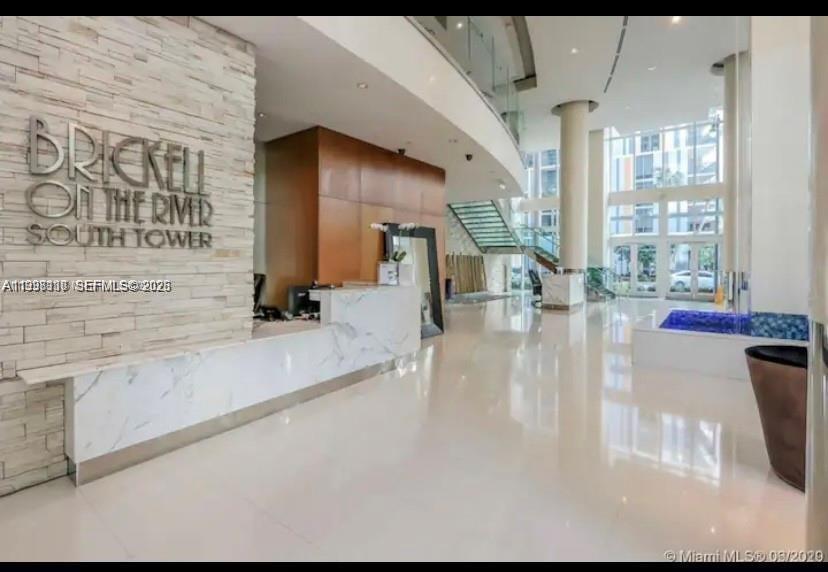 BRICKELL ON THE RIVER S T - Residential Lease