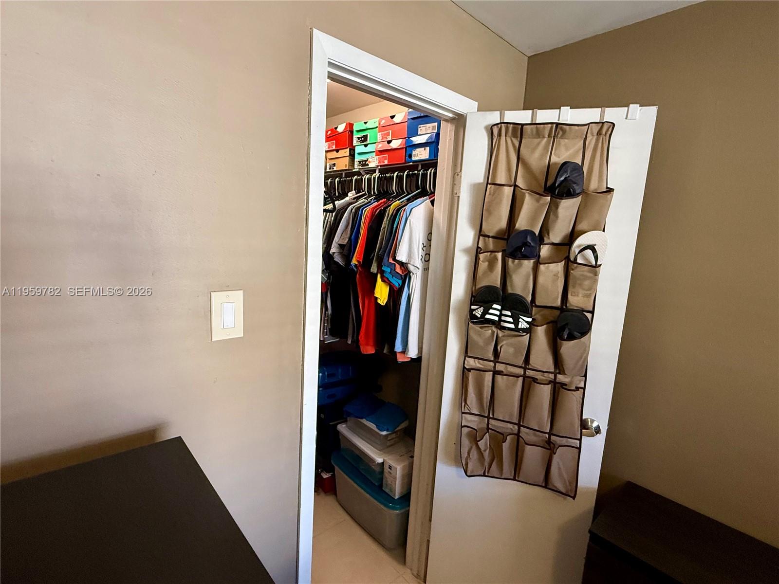 HAMMOCKS TRAILS CONDO - Residential