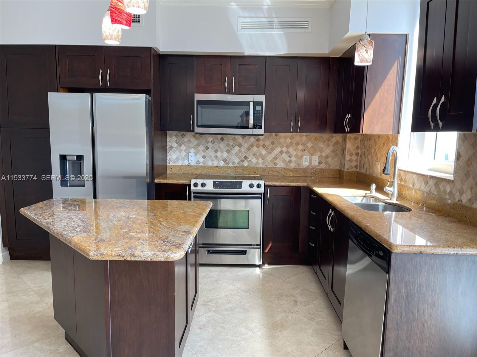 1755 E Hallandale Beach Blvd. Mez 6E