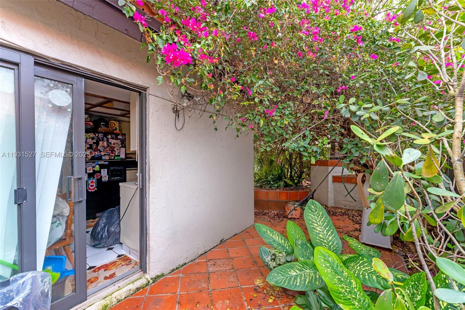 LAKES MEADOW VLG HMS CDO 4 - Residential