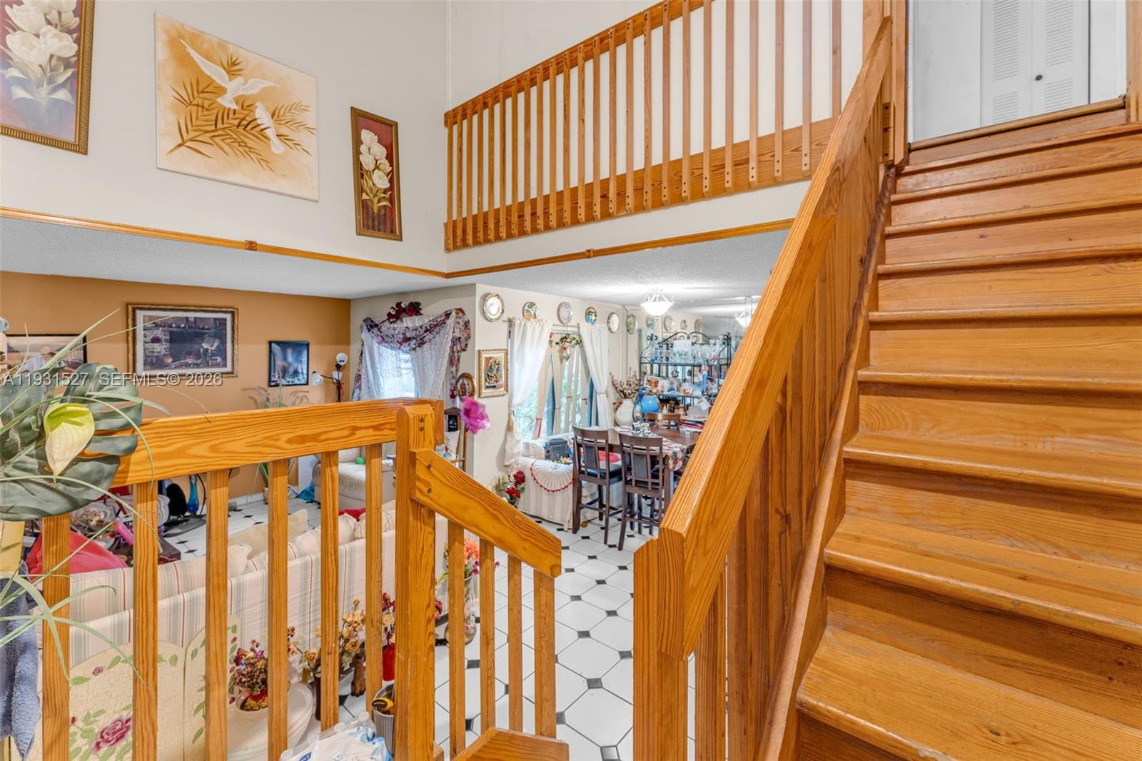 LAKES MEADOW VLG HMS CDO 4 - Residential