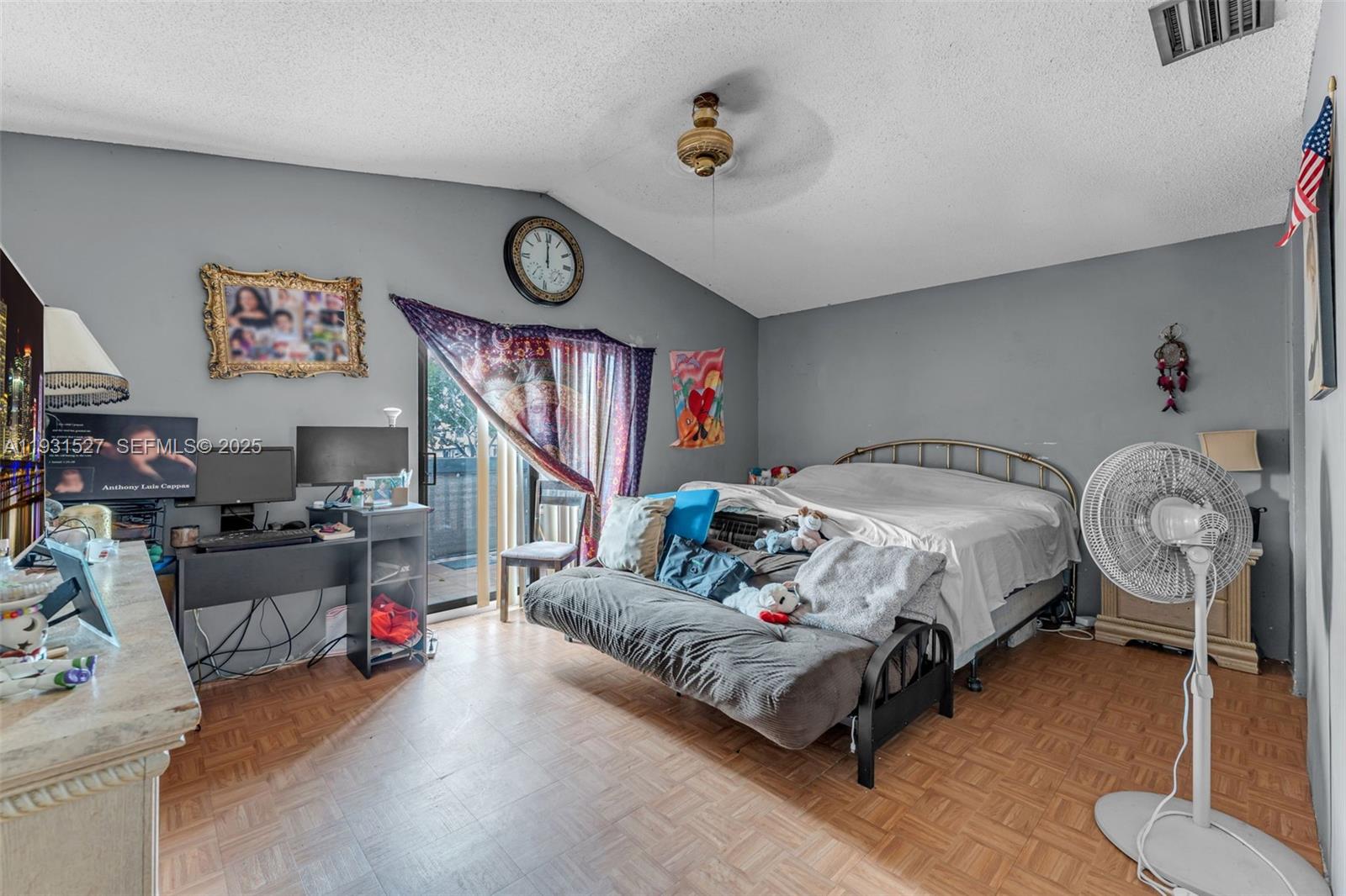 LAKES MEADOW VLG HMS CDO 4 - Residential