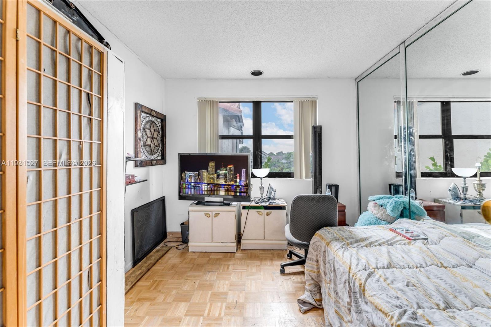 LAKES MEADOW VLG HMS CDO 4 - Residential