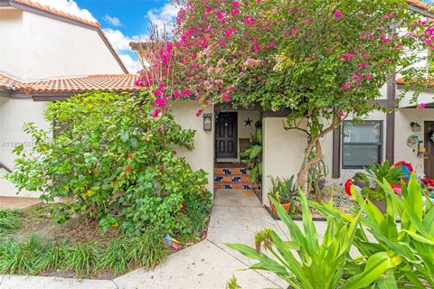 4859 SW 152nd Ct 40C Miami FL 33185