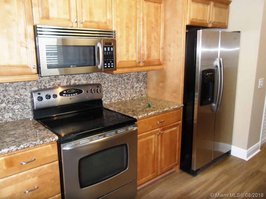 PRINCETONIAN WEST - Residential