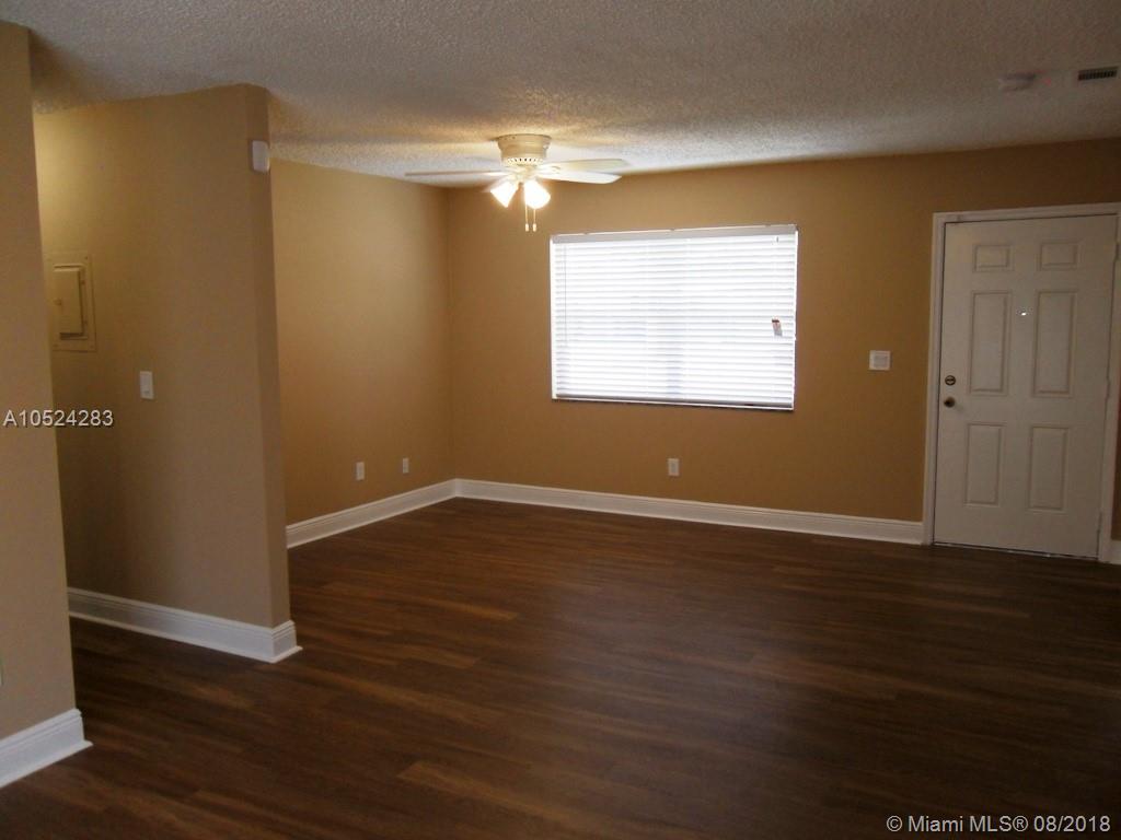 PRINCETONIAN WEST - Residential