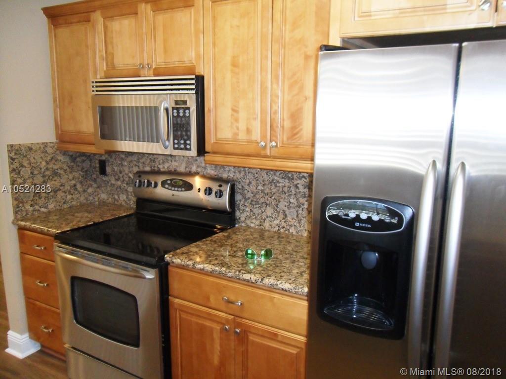 PRINCETONIAN WEST - Residential