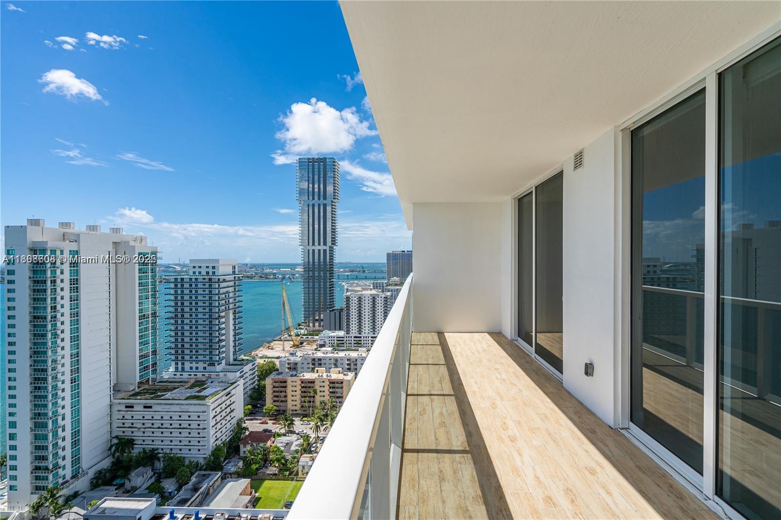 BAY HOUSE MIAMI CONDO - Residential