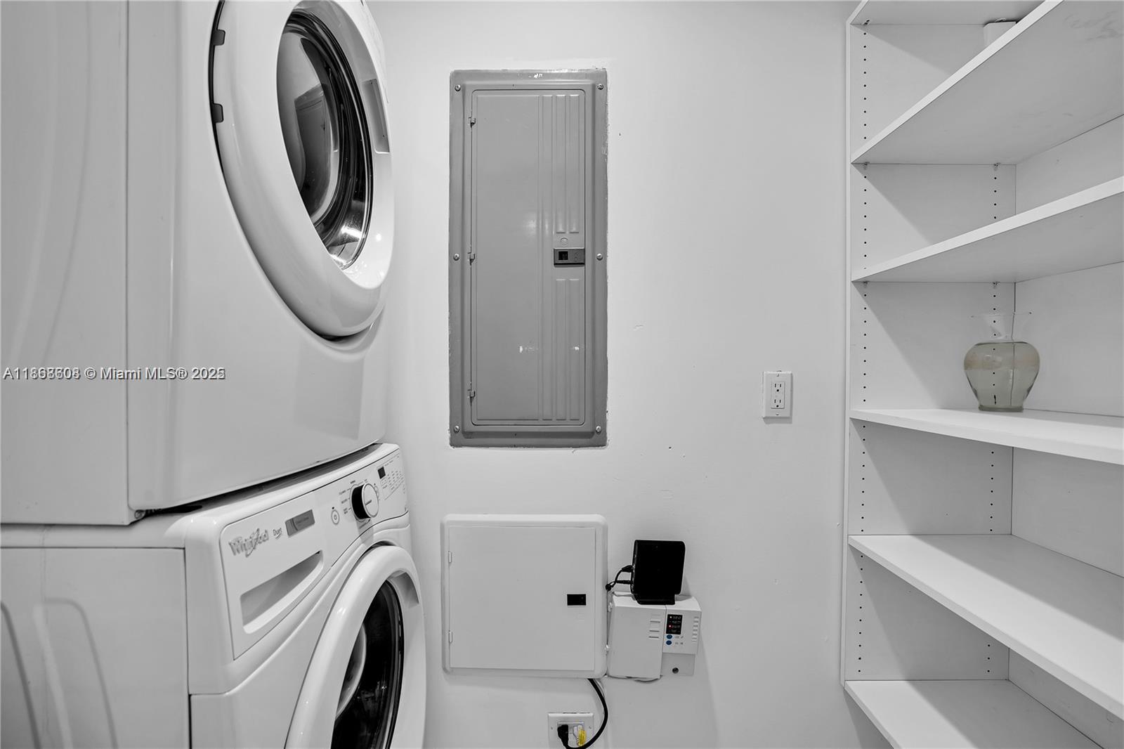 BAY HOUSE MIAMI CONDO - Residential