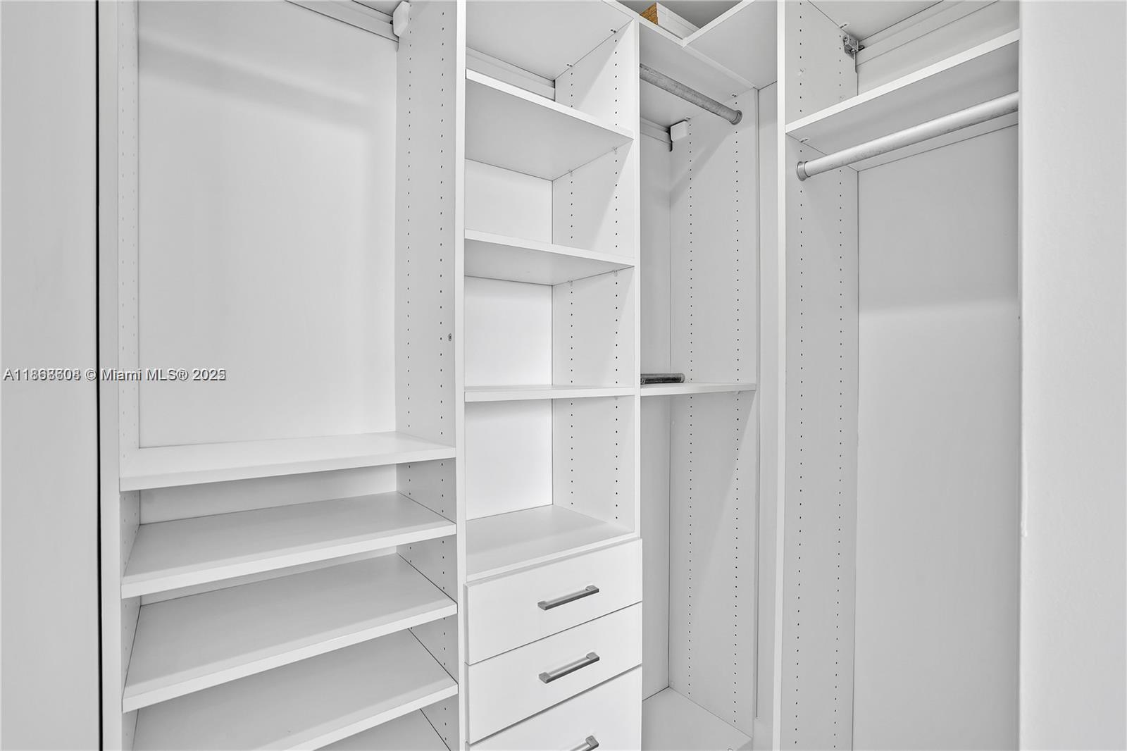 BAY HOUSE MIAMI CONDO - Residential