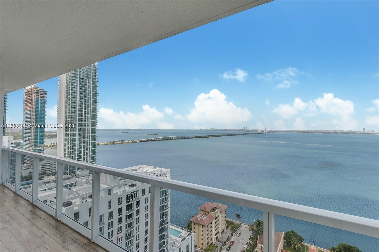 BAY HOUSE MIAMI CONDO - Residential