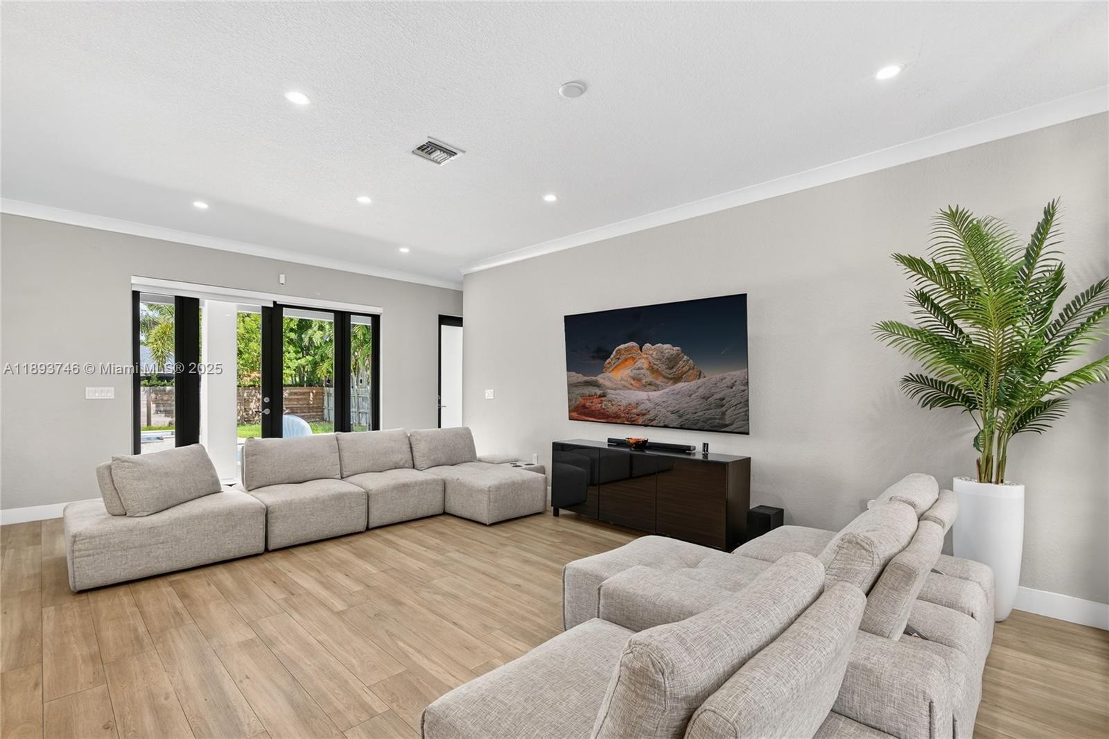 SEARS HOMELIFE - Residential