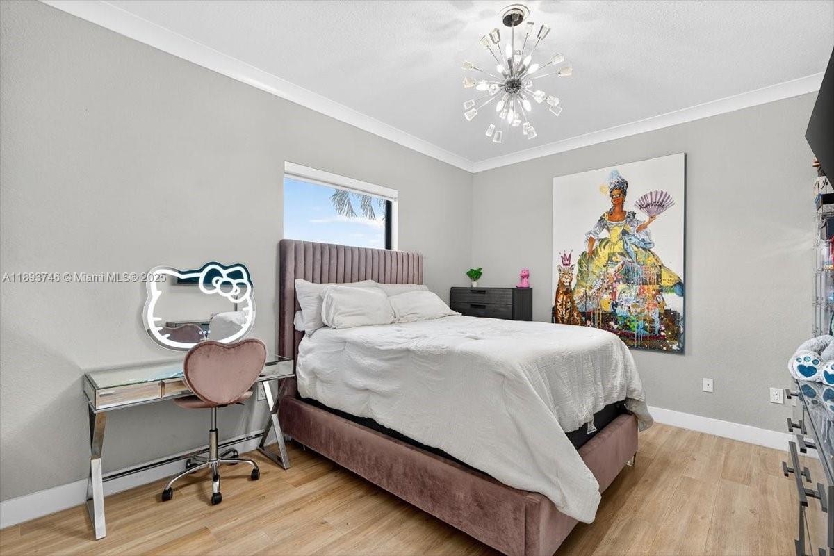 SEARS HOMELIFE - Residential