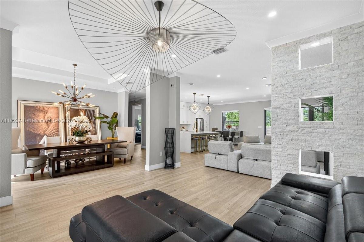 SEARS HOMELIFE - Residential