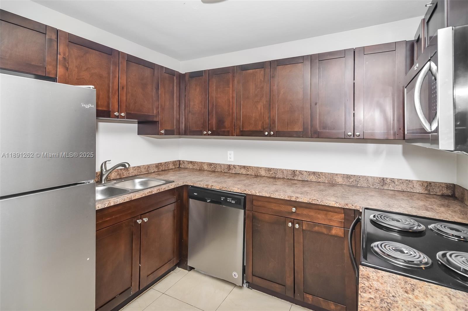 OAK GROVE - Residential Lease
