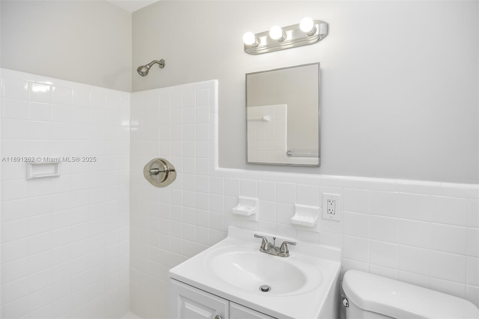 OAK GROVE - Residential Lease