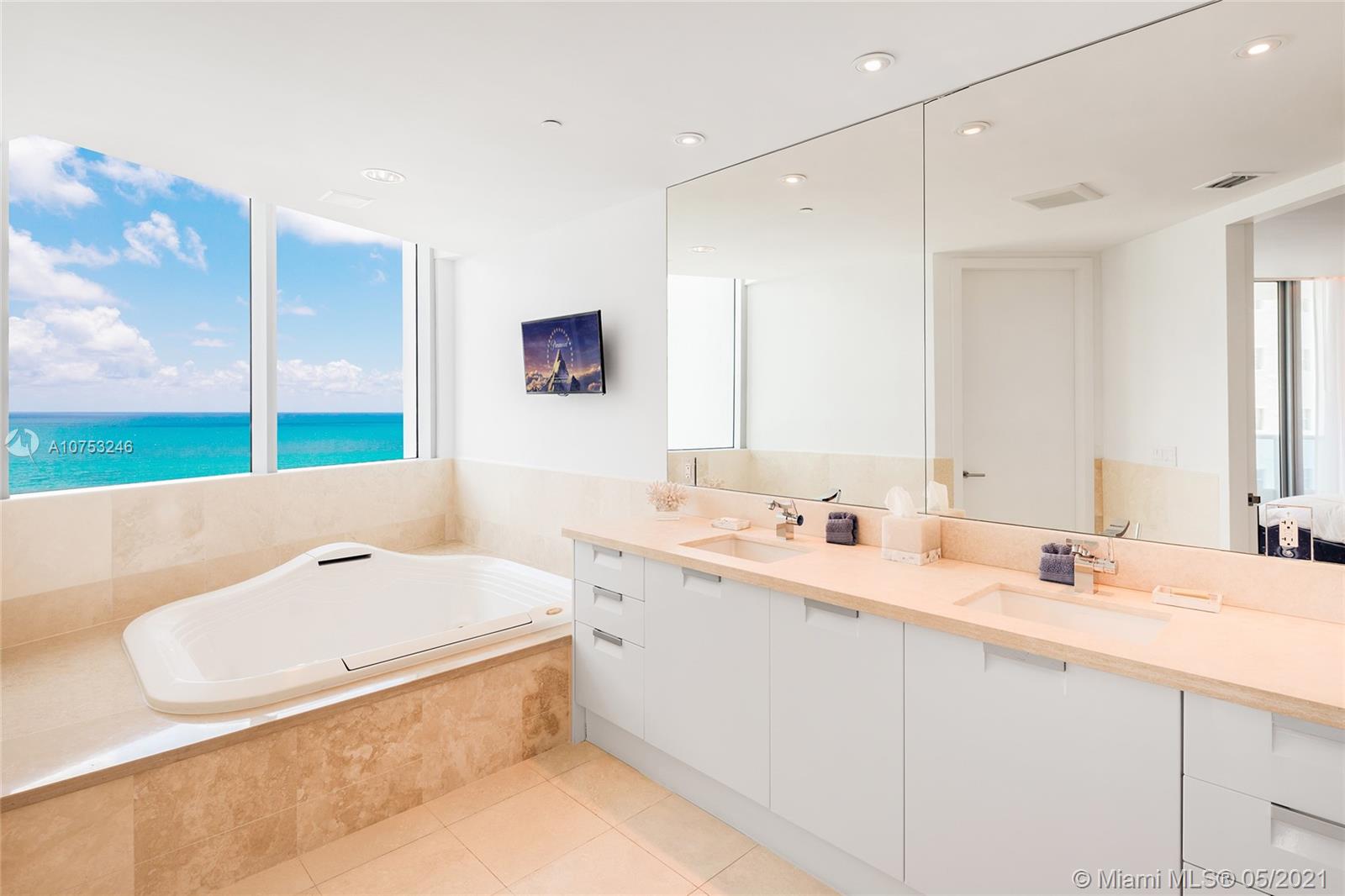 THE RESIDENCES AT THE BAT - Residential