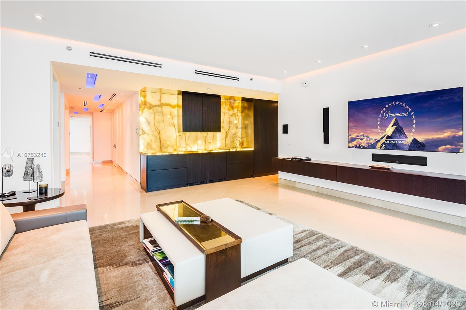 THE RESIDENCES AT THE BAT - Residential