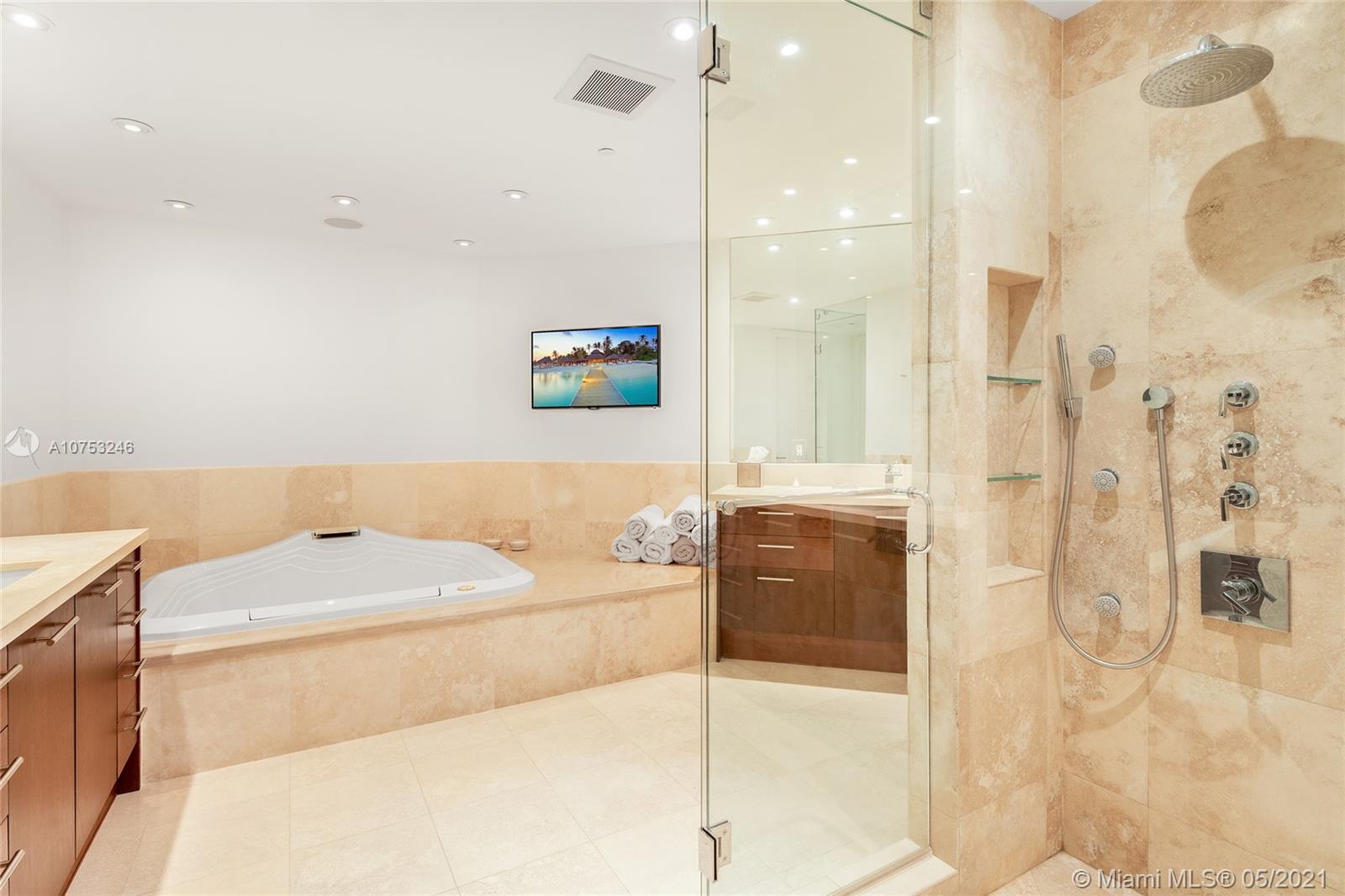 THE RESIDENCES AT THE BAT - Residential