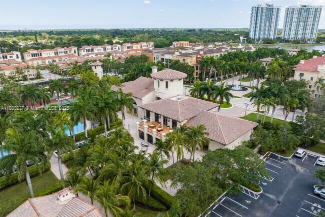 VILLA BIARRITZ CONDO - Residential