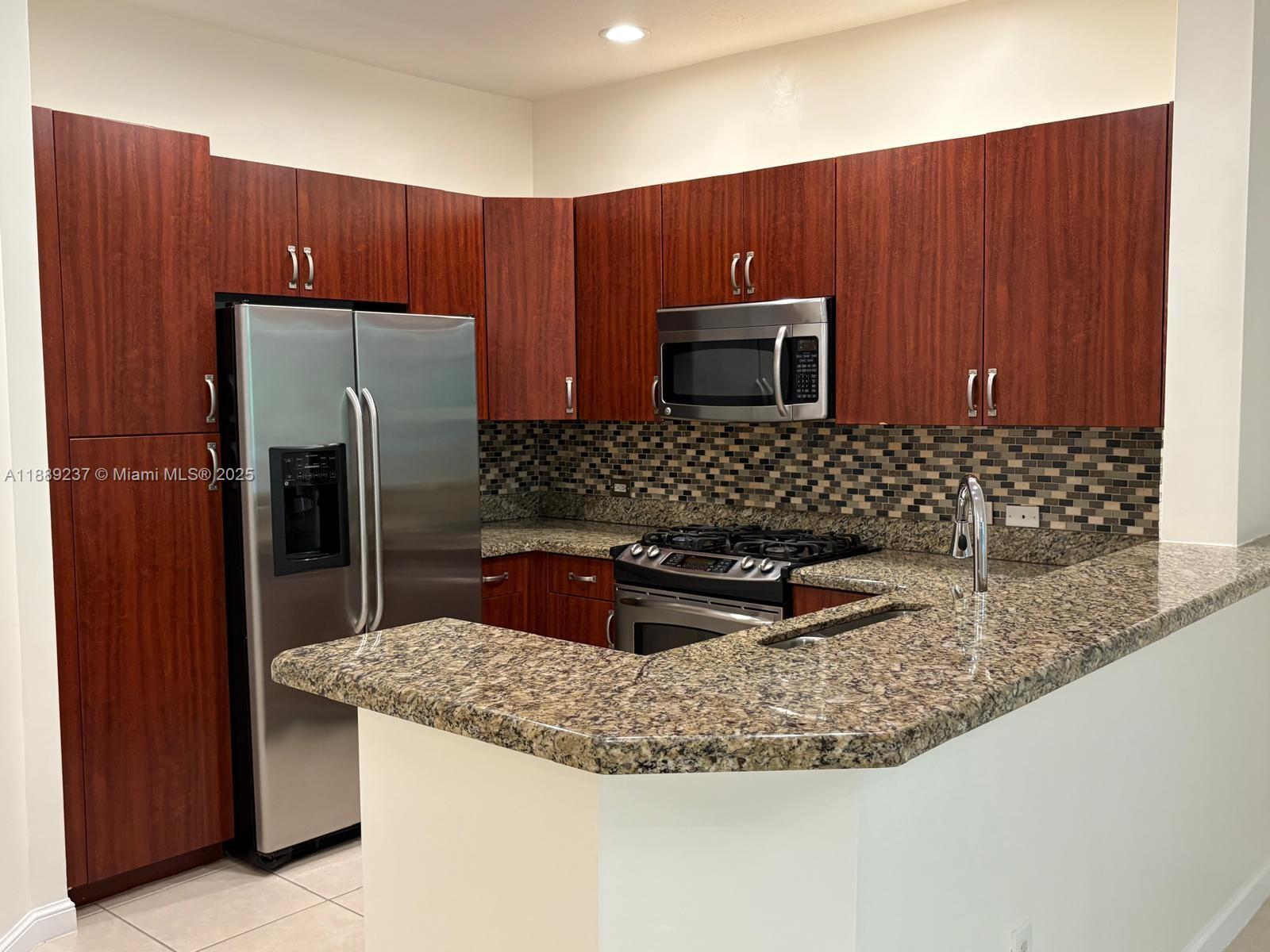 VILLA BIARRITZ CONDO - Residential