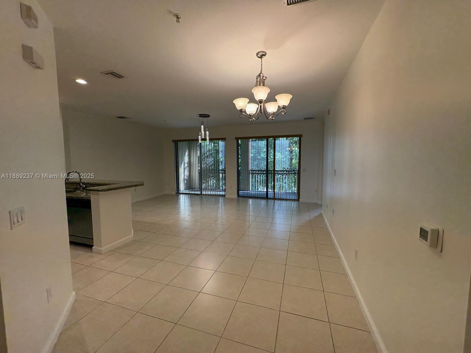 VILLA BIARRITZ CONDO - Residential