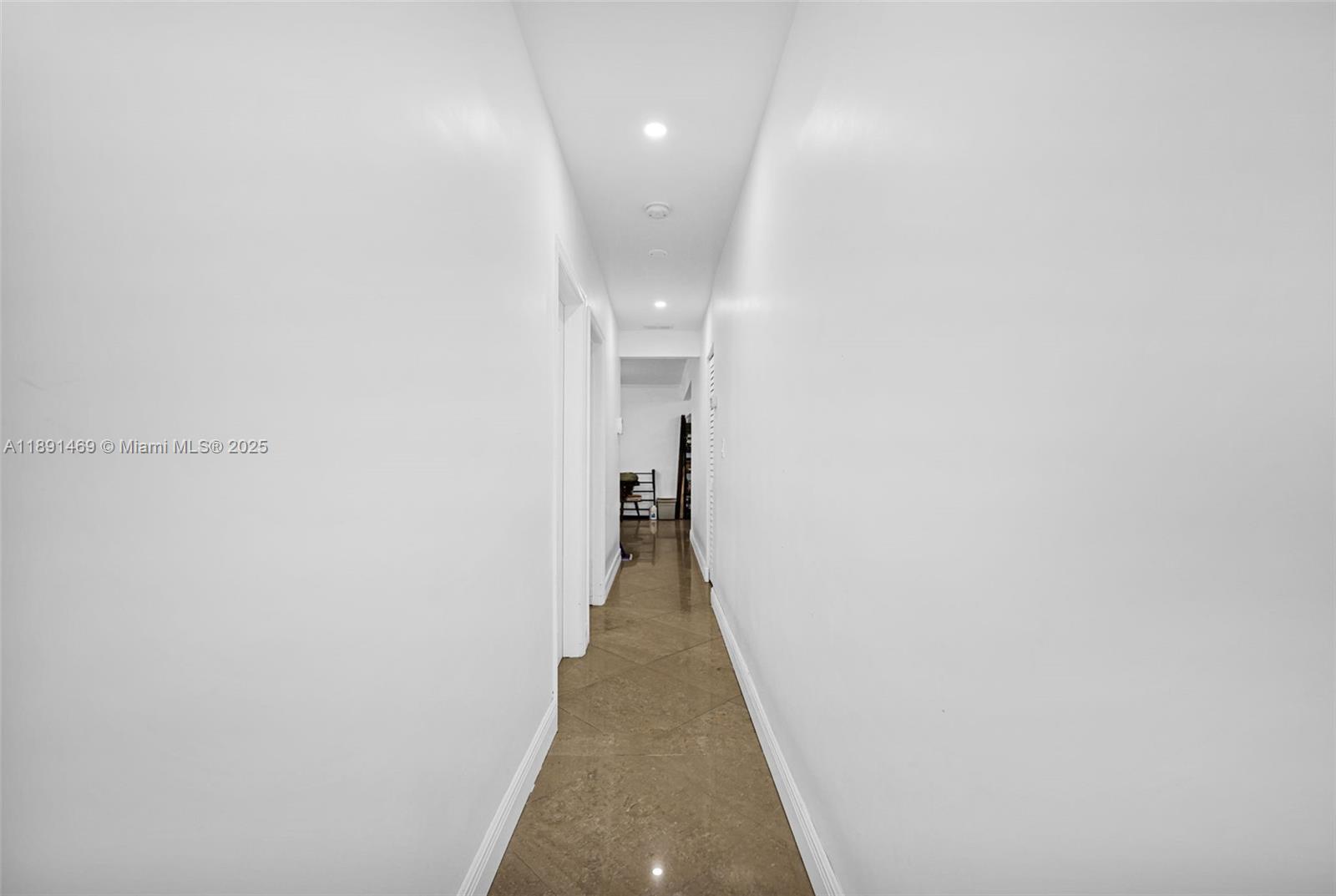 ZENA GARDENS - Residential
