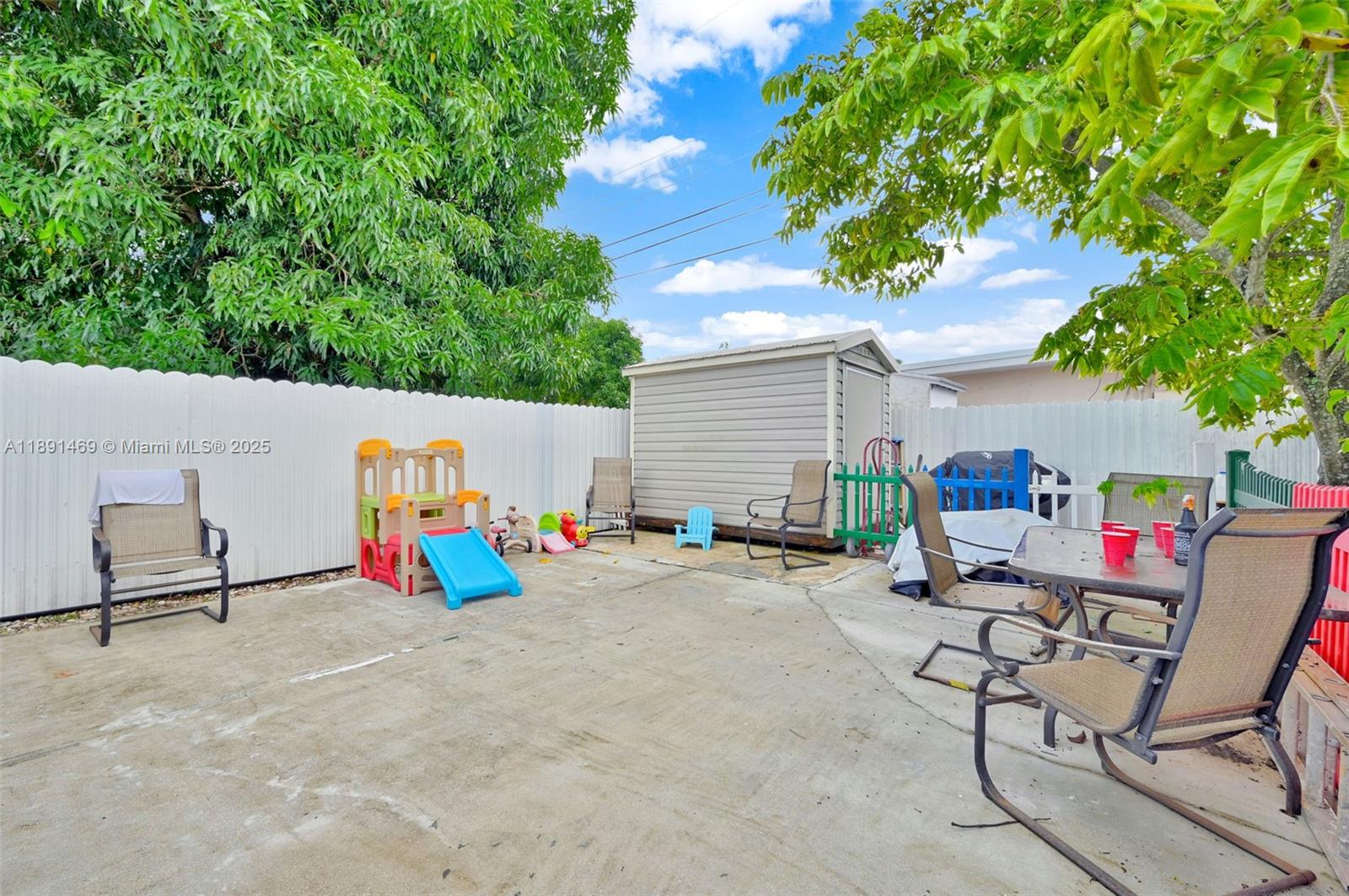 ZENA GARDENS - Residential