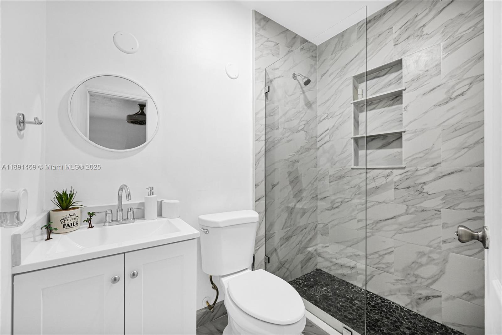 ZENA GARDENS - Residential