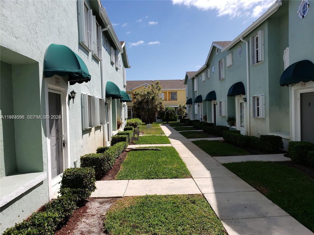 Photo of 313 Waterside Dr #313, Hypoluxo, FL 33462 (MLS # A11973556)