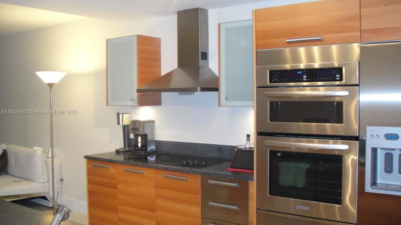 ARTECH RESIDENCES AT AVEN - Residential