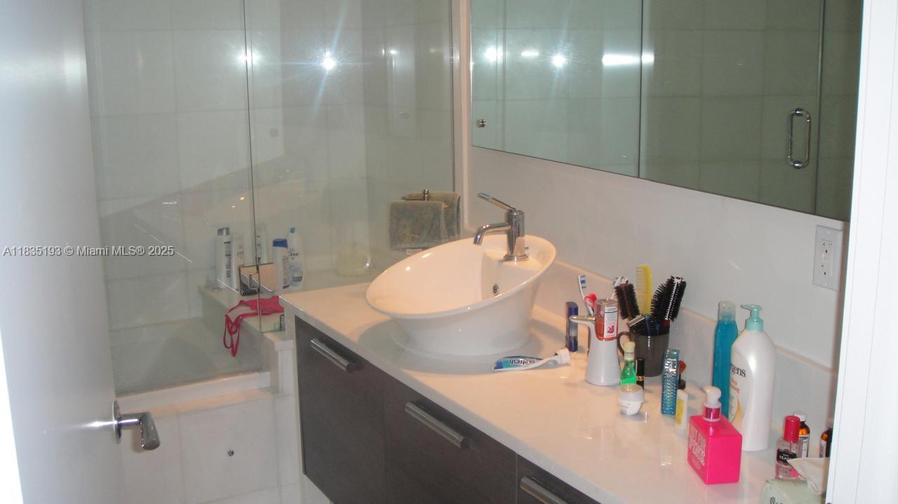 ARTECH RESIDENCES AT AVEN - Residential