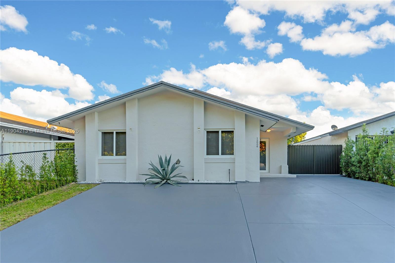 STRAWBERRY FIELD SUB - Residential