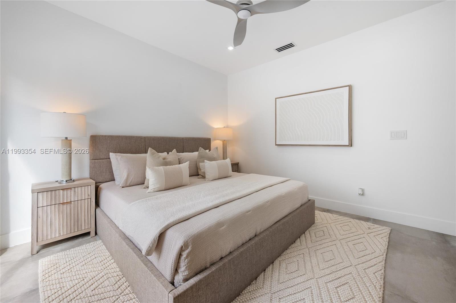 C GABLES GRANADA SEC - Residential