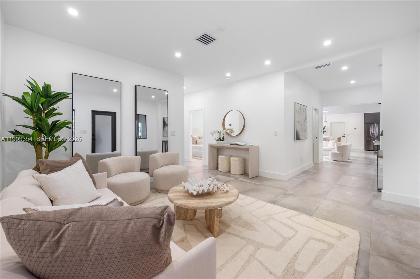 C GABLES GRANADA SEC - Residential