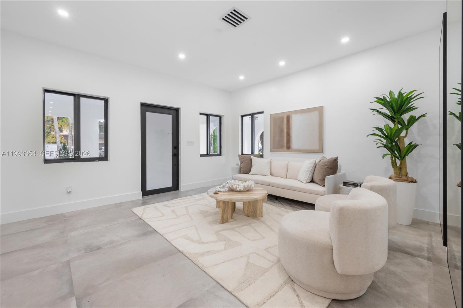 C GABLES GRANADA SEC - Residential