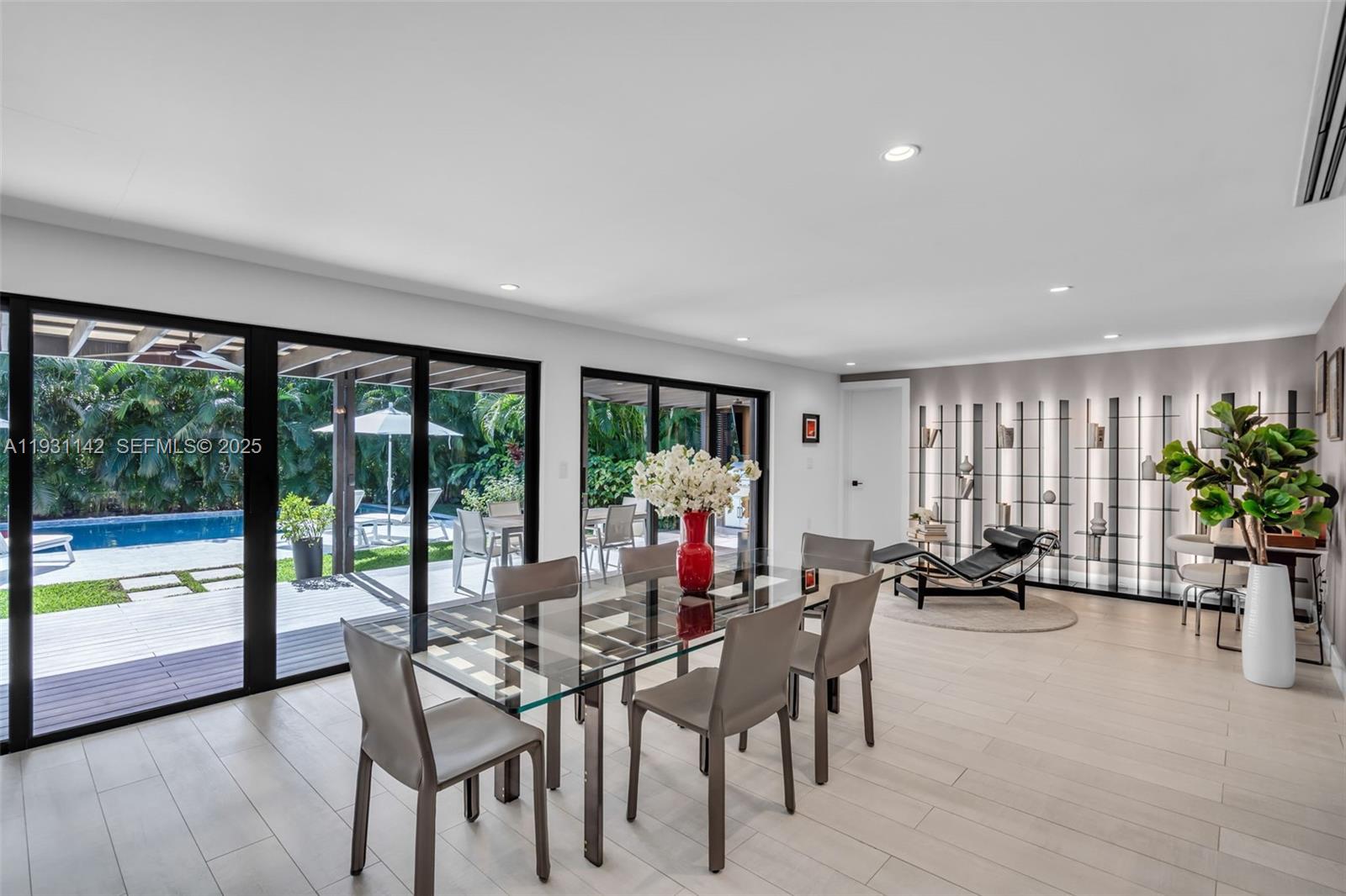 EL PORTAL - Residential